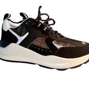 Brand New Burberry sneaker